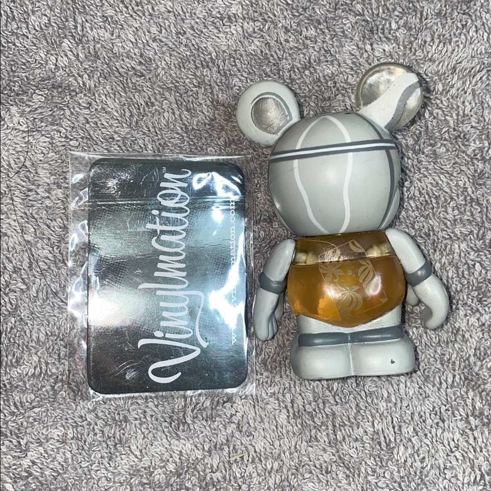 🌵Retired Disney Vinylmation Cuppa Tea from the "Urban-Art of the parks" series! - Picture 2 of 3